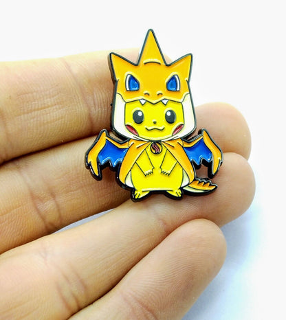 PIKACHU WEARING CHARIZARD PONCHO PIN Cute Pokemon Mascot Enamel Brooch Anime