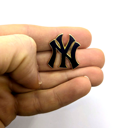 NEW YORK YANKEES PIN Baseball MLB Navy NYY Gift Enamel Hat Backpack Lapel Brooch