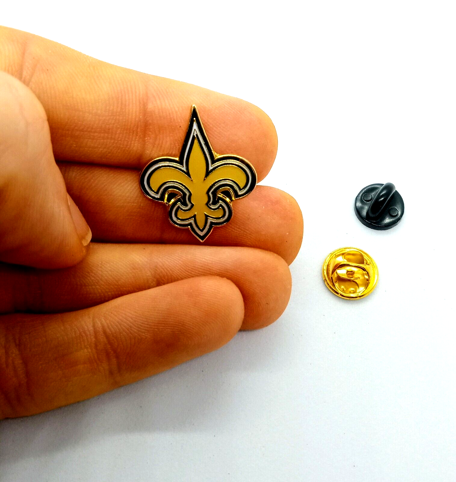 NEW ORLEANS SAINTS PIN Football NFL Team Gift Enamel Hat Backpack Lapel Brooch