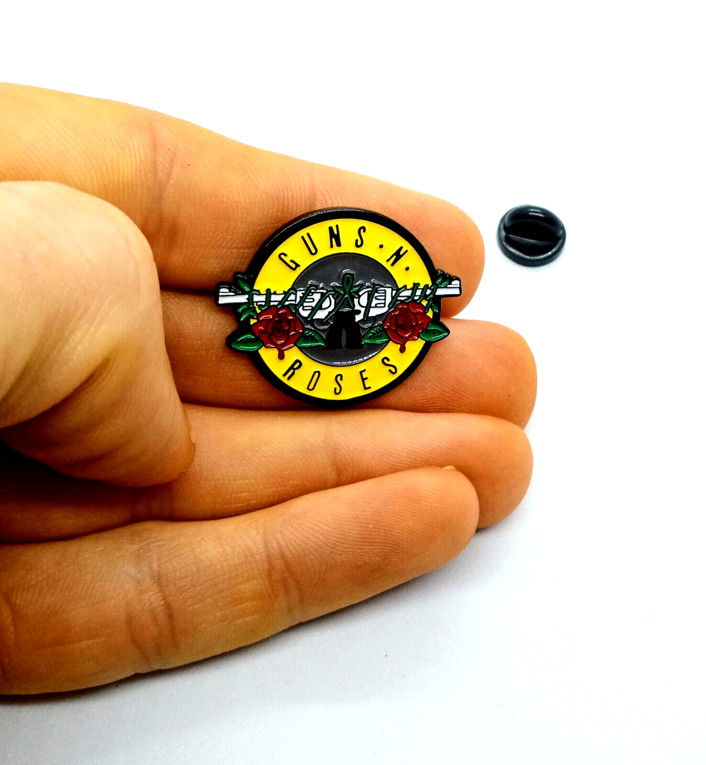 GUNS N' ROSES PIN Music 80s/90s American Hard Rock Band Gift Enamel Lapel Brooch