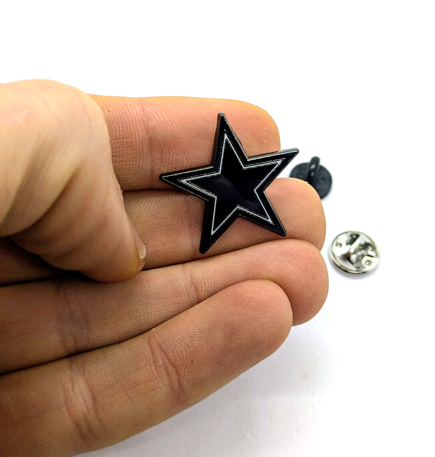 DALLAS COWBOYS PIN Football NFL Team Black Backed Gift Enamel Lapel Brooch