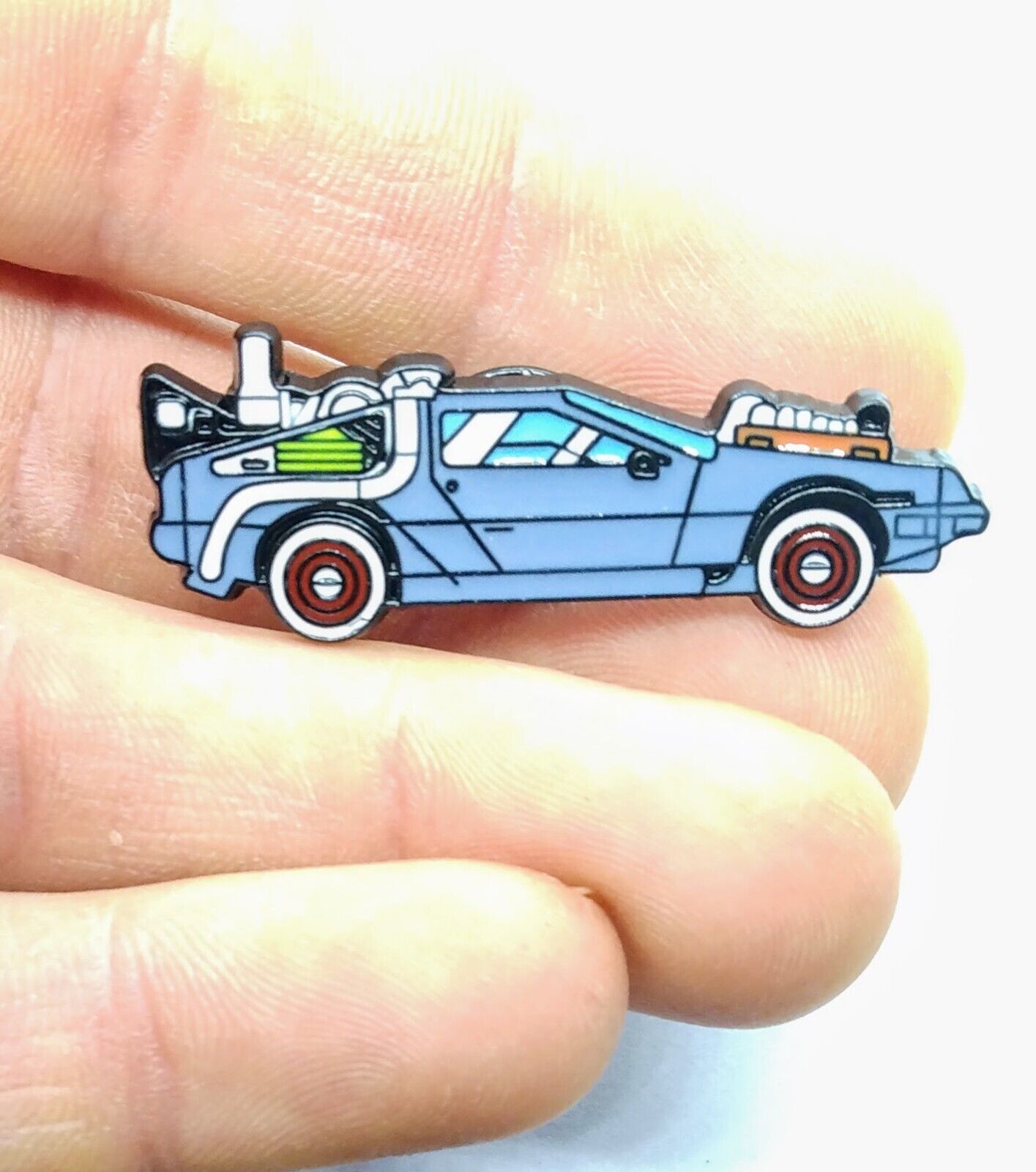 DeLOREAN DMC-12 PIN Side-View Back To The Future Car Gift Enamel Lapel Brooch