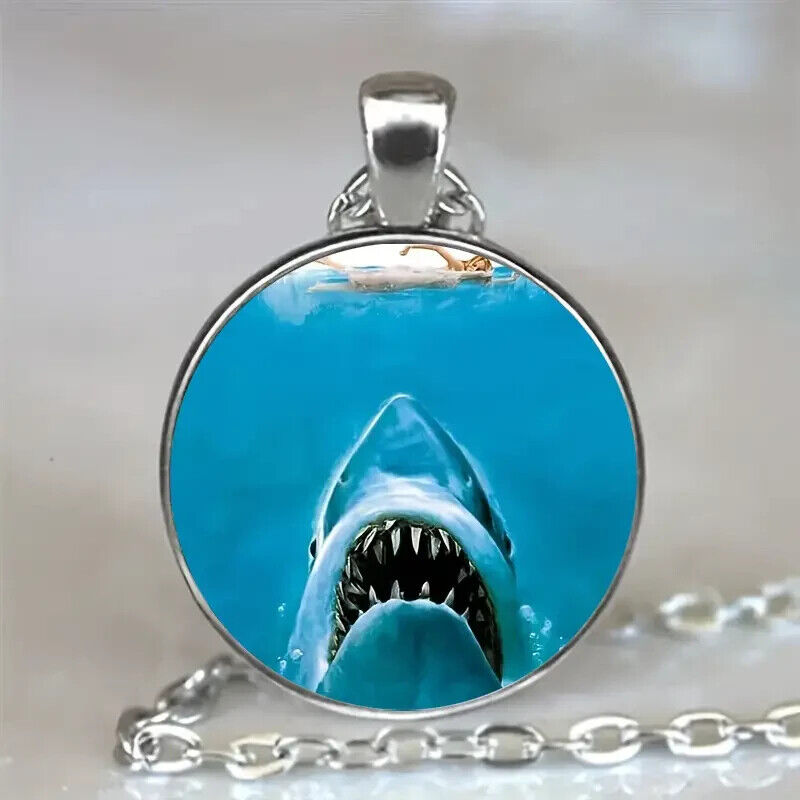 JAWS NECKLACE Shark Universal Pictures Film Classic Gift Silver Chain