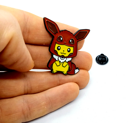 PIKACHU WEARING EEVEE PONCHO PIN Cute Pokemon Anime Mascot Enamel Lapel Brooch