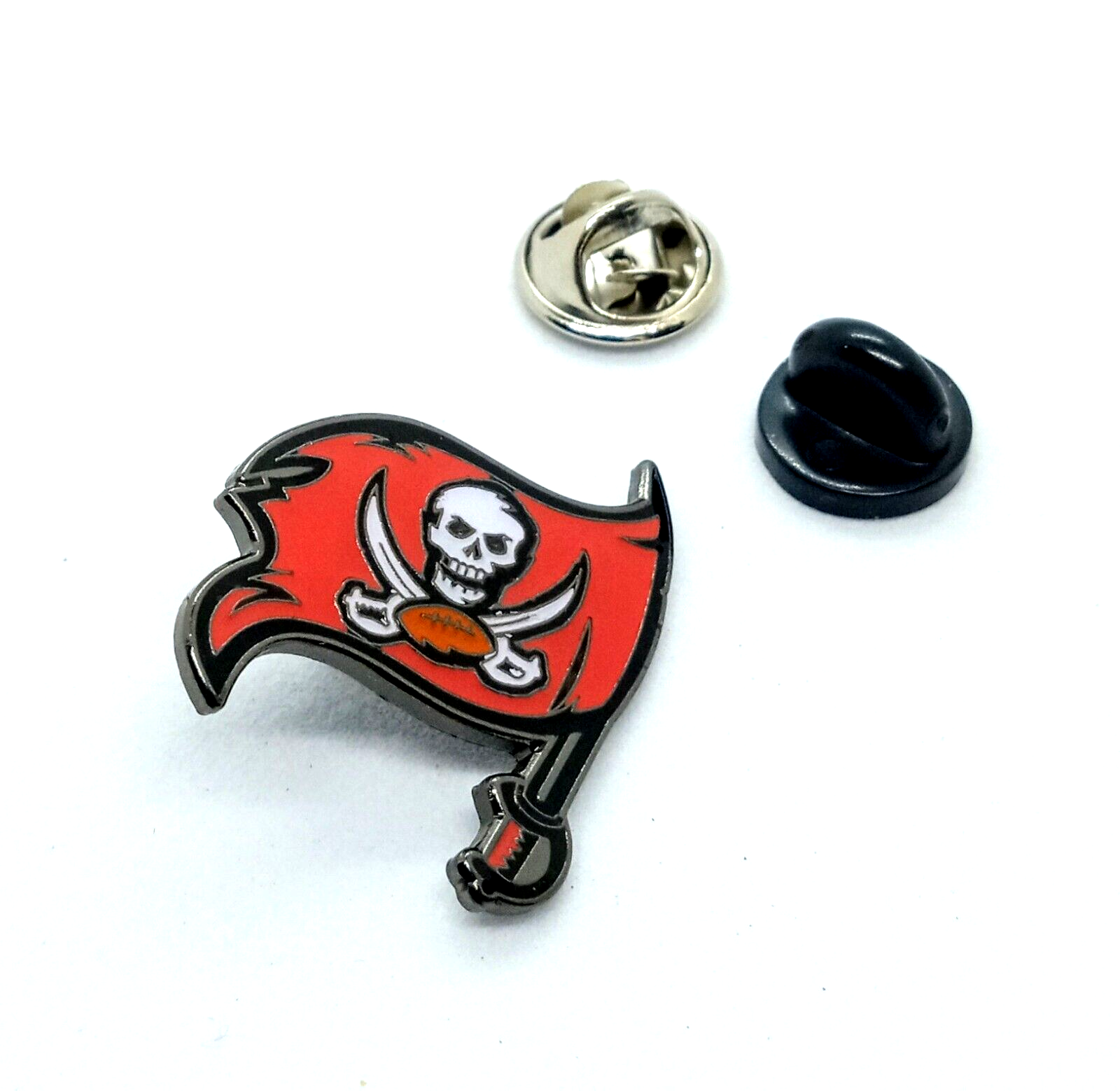 TAMPA BAY BUCCANEERS PIN Football NFL Team Gift Enamel Hat Backpack Lapel Brooch