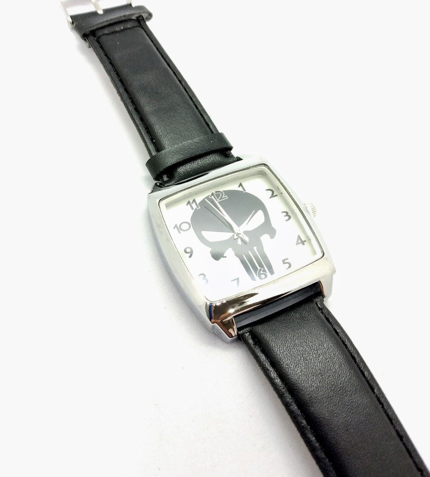 THE PUNISHER WATCH Black Skull Square Face Analog Pointer Men's Wristwatch Gift