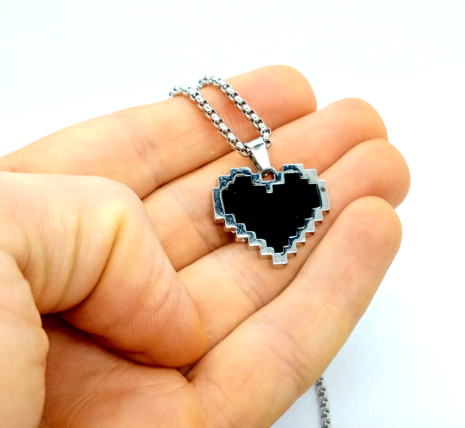 MINECRAFT BLACK HEART NECKLACE Health Damage Great Video Gamer Gift (~27" Chain)