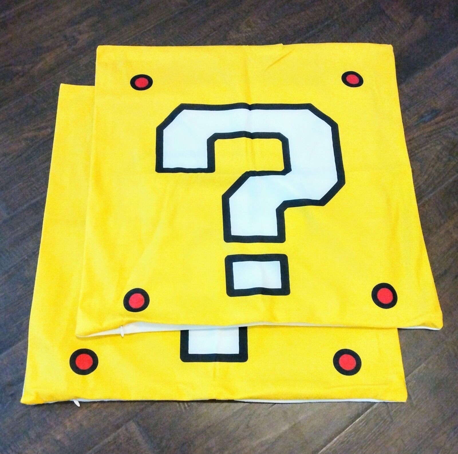 QUESTION MARK BLOCK PILLOW CASES (2pcs) Super Mario Bros. (Super Soft Polyester)