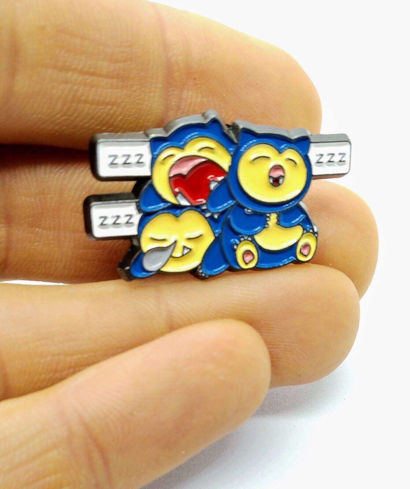 SNORLAX SLEEPING PIN Pokemon Three Zzz's Cute Enamel Brooch Anime