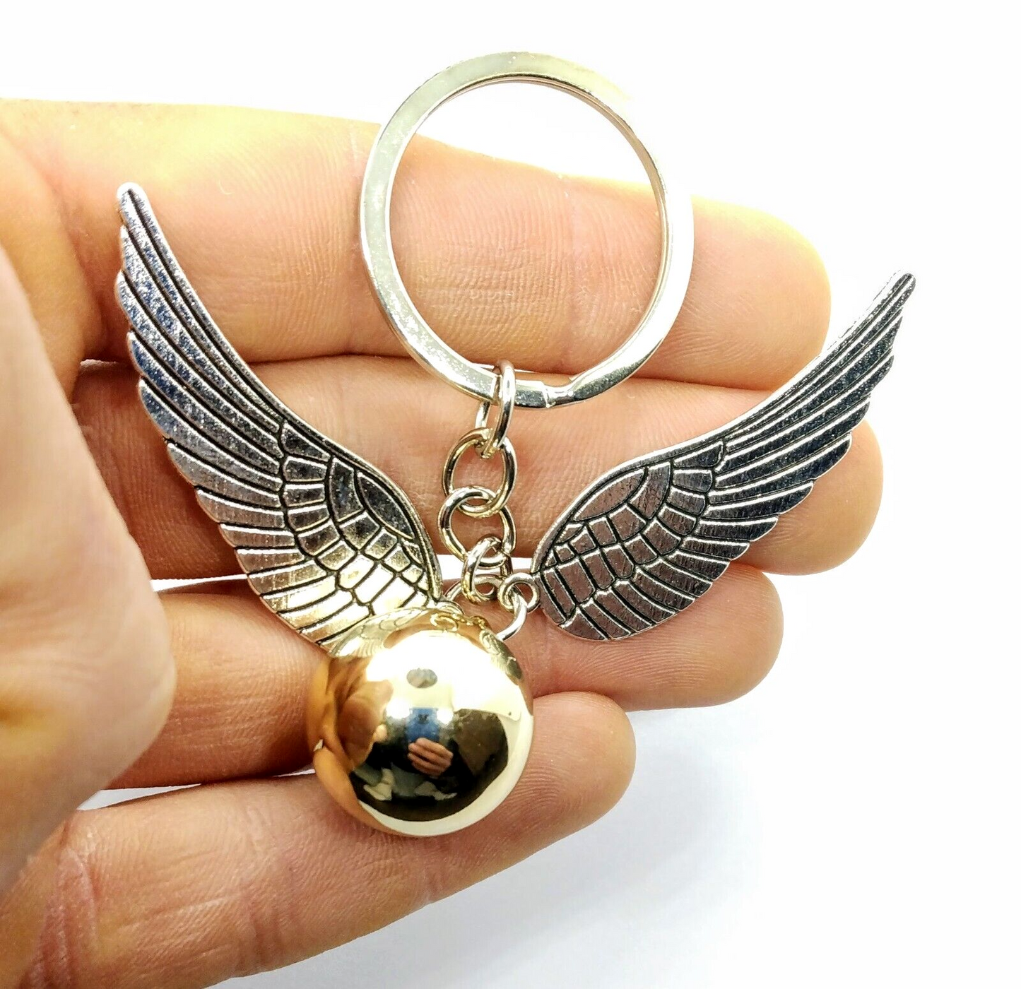 QUIDDITCH SNITCH KEYCHAIN Harry Potter Gold Metal Ball & Wings Key Chain/Keyring