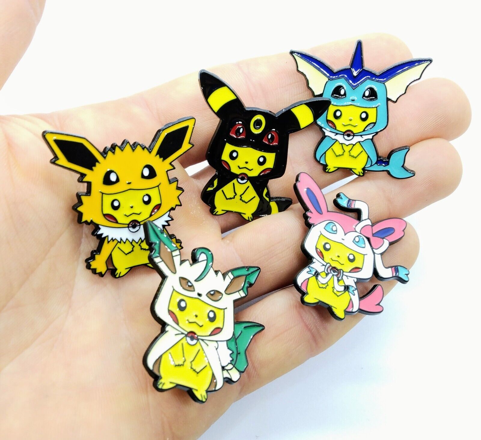 PIKACHU EEVEELUTION PONCHO PIN SET (5pcs) Pokemon Enamel Brooch Eevee Anime