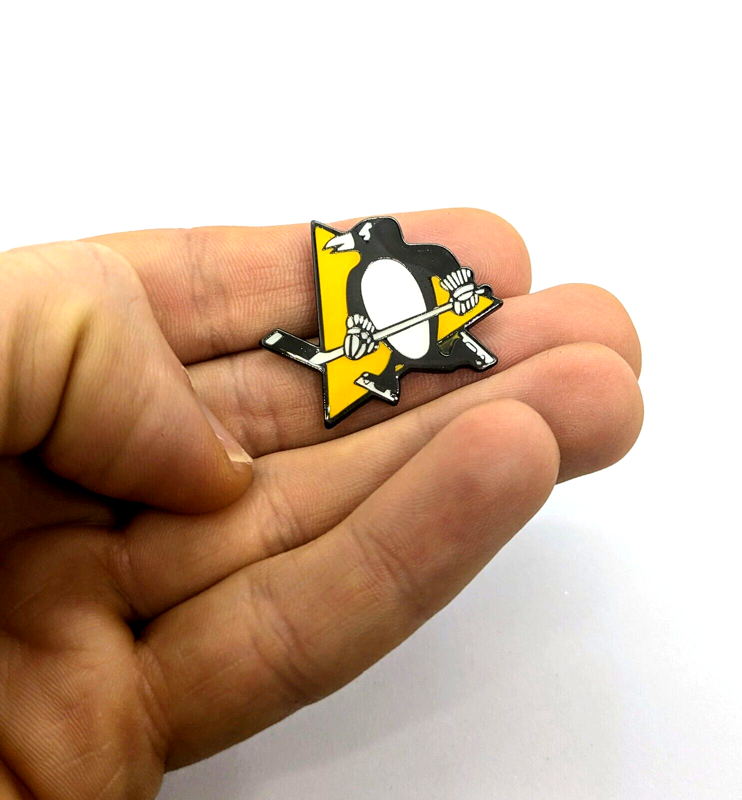 PITTSBURGH PENGUINS PIN Hockey NHL Team Gift Enamel Hat Backpack Lapel Brooch