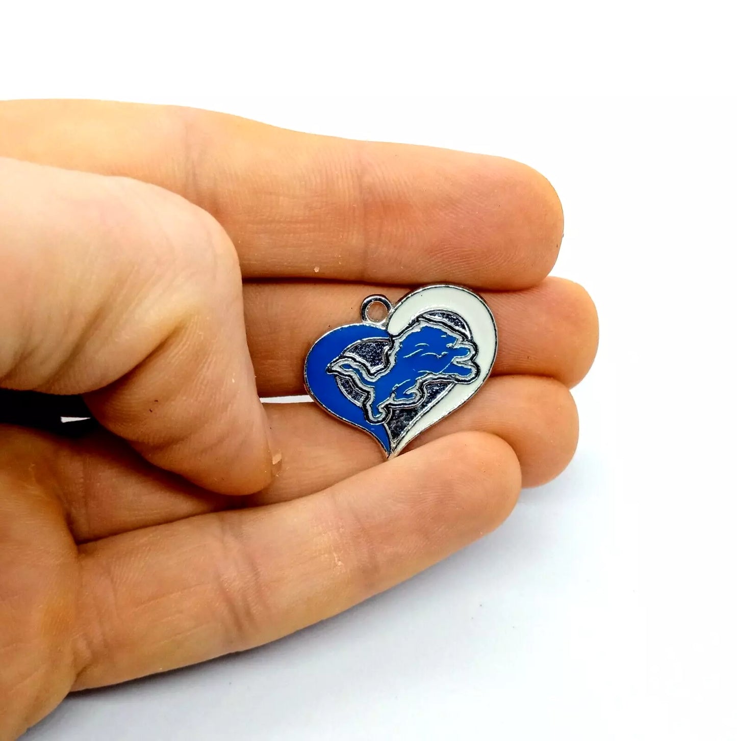 DETROIT LIONS HEART CHARM (x1) Big Discounts for Multiple Charms NFL Pendant