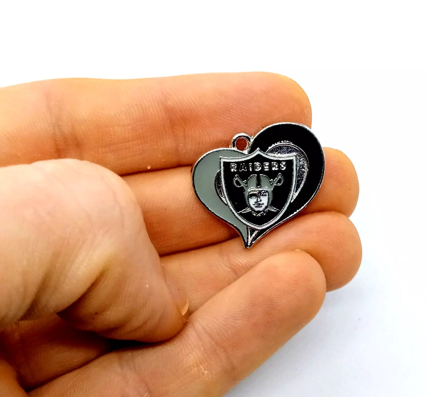 LAS VEGAS RAIDERS HEART CHARM (x1) Big Discounts for Multiple Charms NFL Pendant