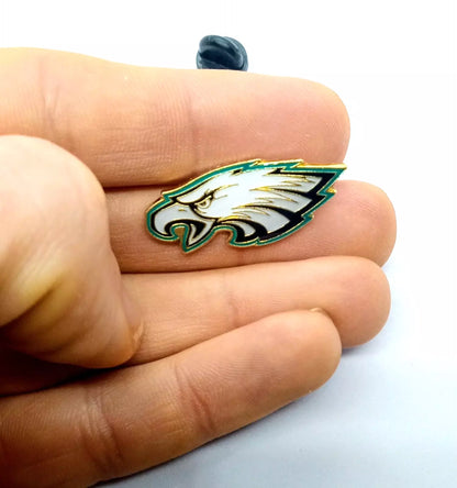 PHILADELPHIA EAGLES PIN Football NFL Logo Gift Enamel Hat Backpack Lapel Brooch